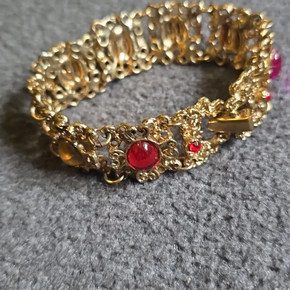 Vintage Gold Tone Ornate Bracelet with Multicolor Stones VGUC - Picture 13 of 14